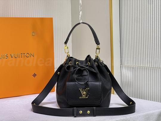 LV Handbags 543